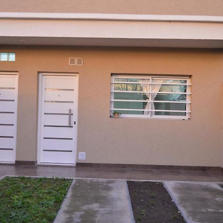 Mendoza Apartments Ezeiza Airport Luis Guillon ภายนอก รูปภาพ