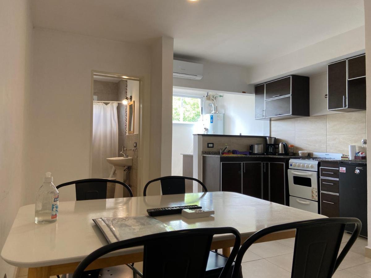 Mendoza Apartments Ezeiza Airport Luis Guillon ภายนอก รูปภาพ