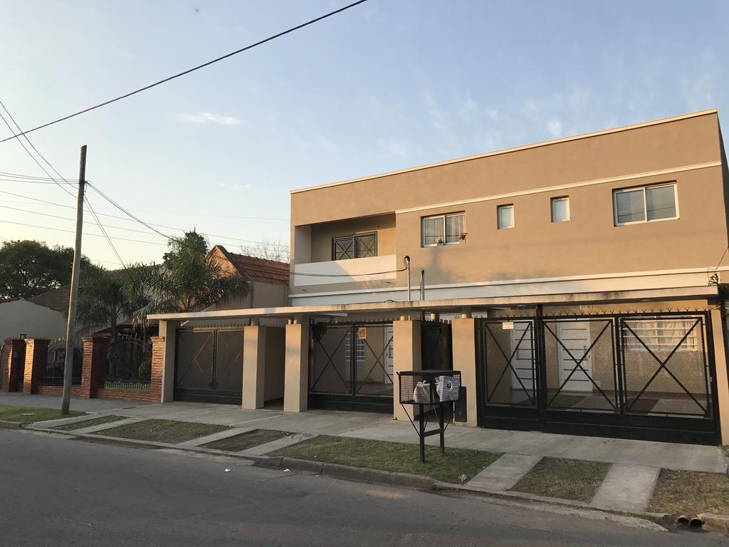 Mendoza Apartments Ezeiza Airport Luis Guillon ภายนอก รูปภาพ