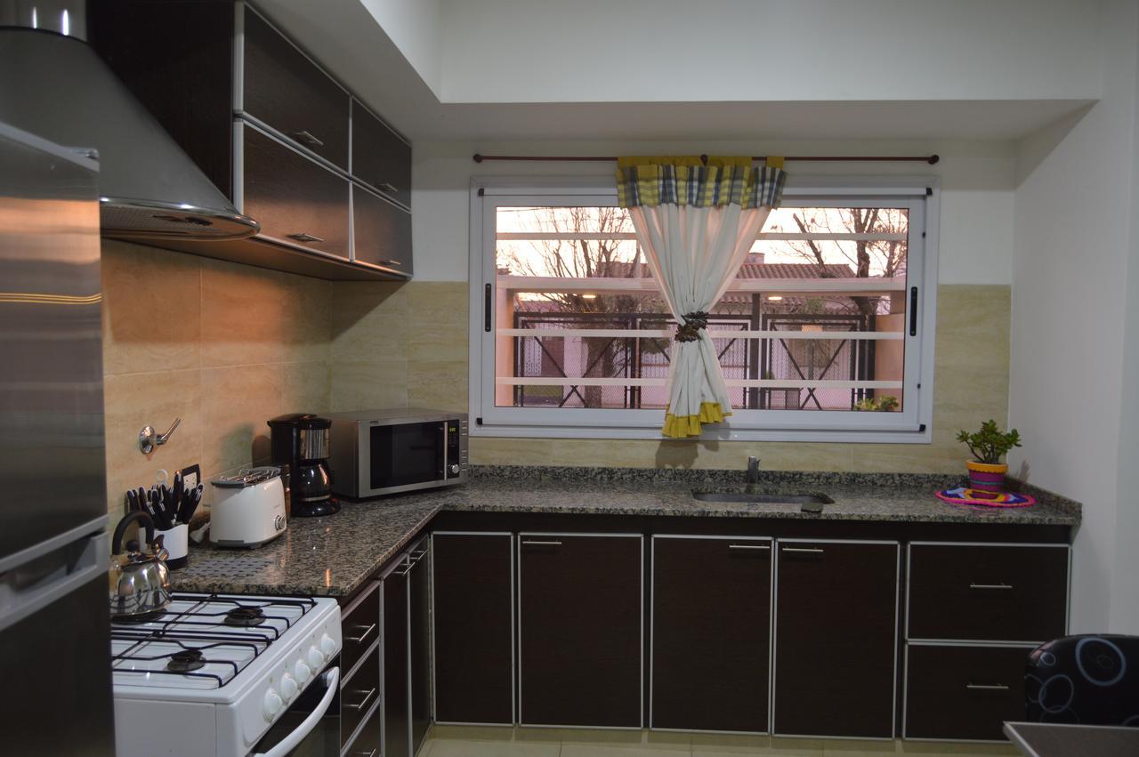 Mendoza Apartments Ezeiza Airport Luis Guillon ภายนอก รูปภาพ