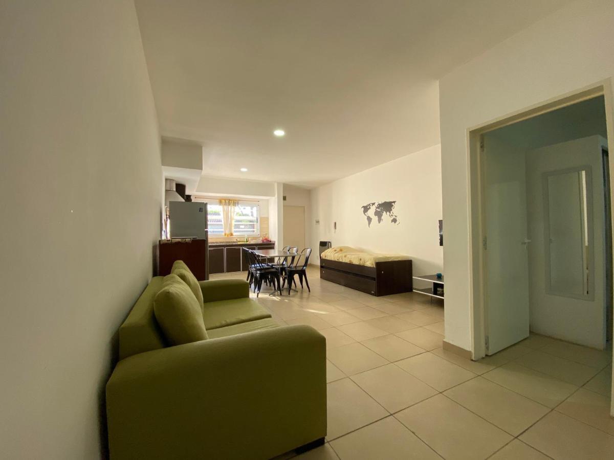 Mendoza Apartments Ezeiza Airport Luis Guillon ภายนอก รูปภาพ