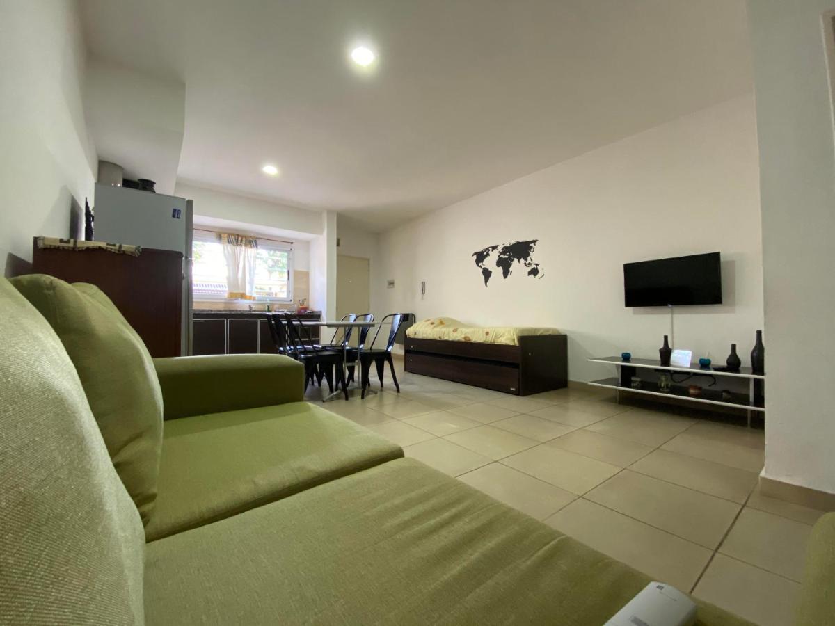 Mendoza Apartments Ezeiza Airport Luis Guillon ภายนอก รูปภาพ